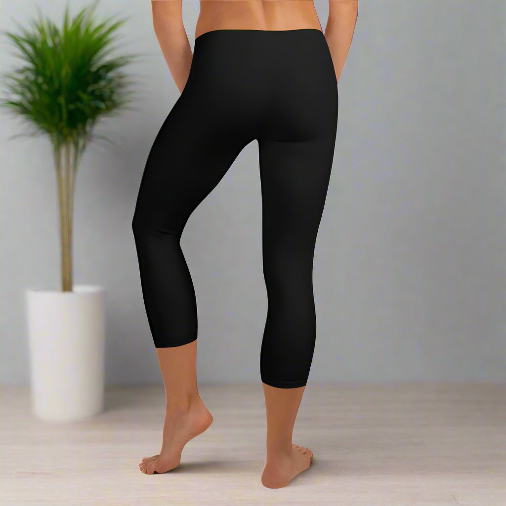 GT4L Women's Black Capri Leggings