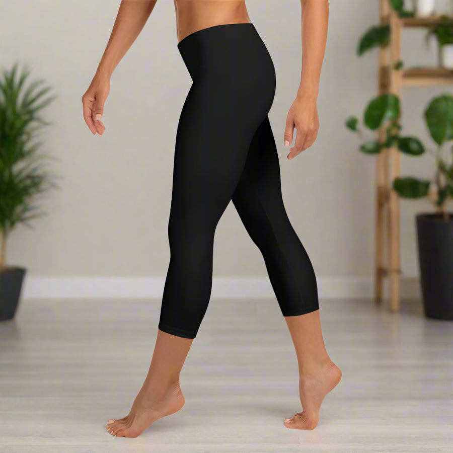 GT4L Women's Black Capri Leggings, view 5