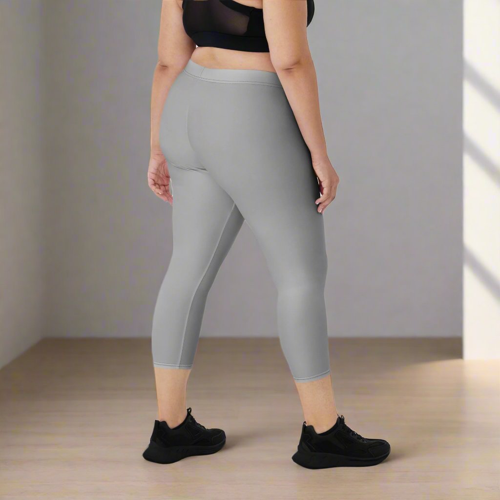 all-over-print-capri-leggings-grey-back-67647a043951c