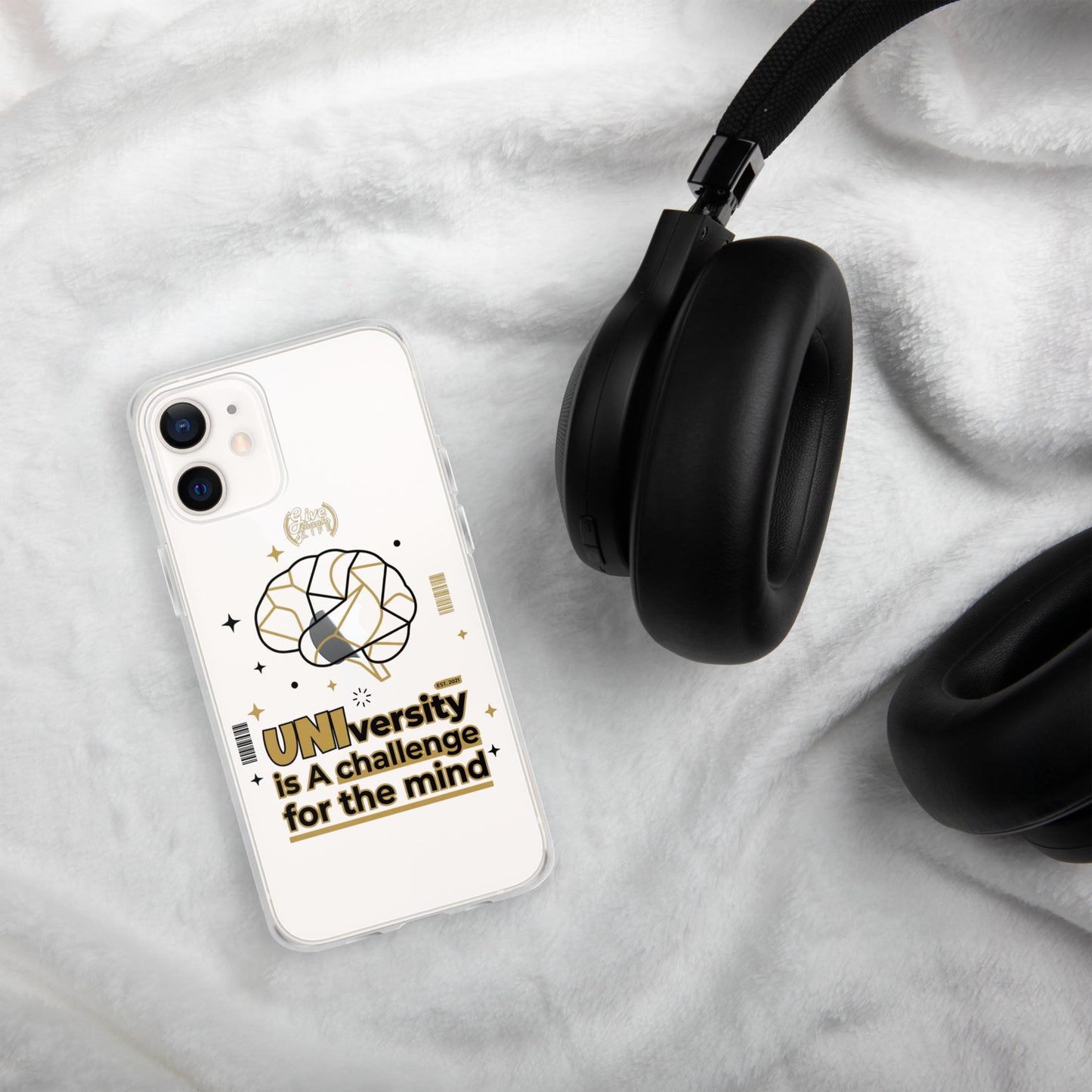 clear-case-for-iphone-iphone-12-mini-lifestyle