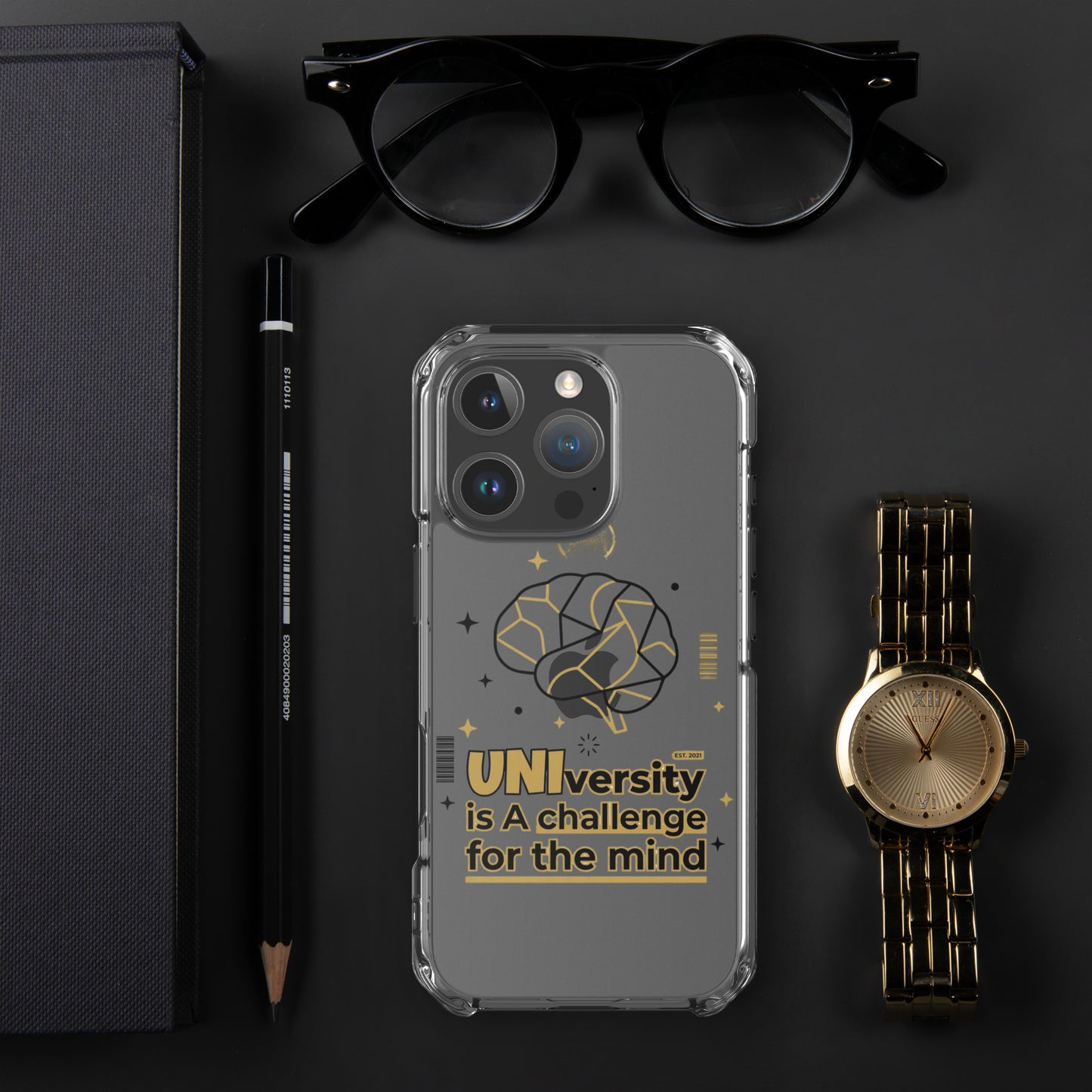 clear-case-for-iphone-iphone-16-pro-lifestyle