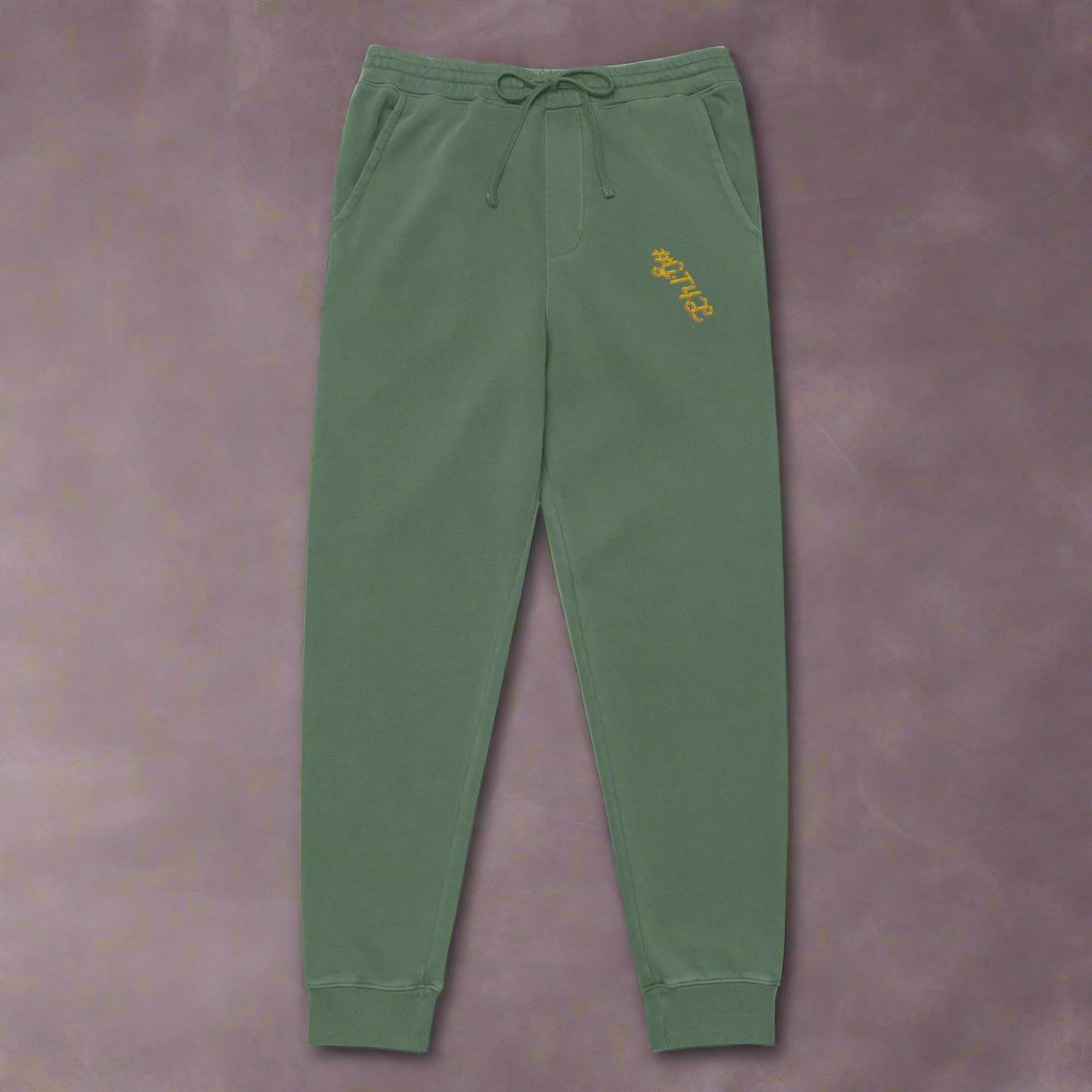 unisex-pigment-dyed-sweatpants-pigment-alpine-green-front-672d0a021d645