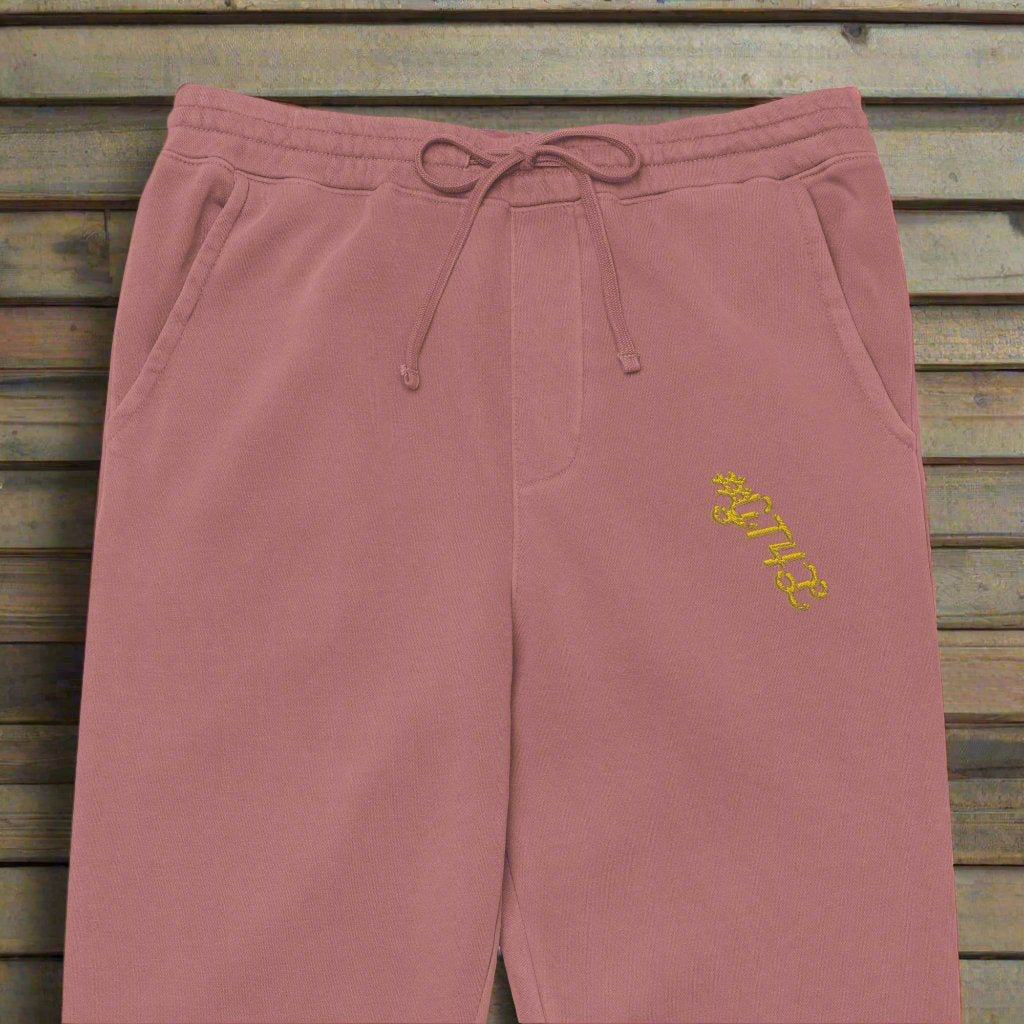 unisex-pigment-dyed-sweatpants-pigment-maroon-zoomed-in-672e562843252