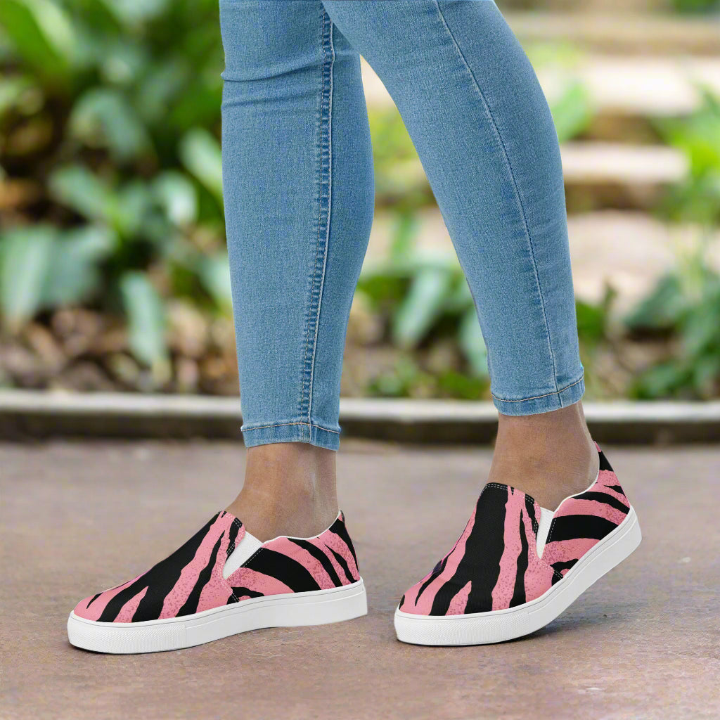 womens-slip-on-canvas-shoes-tiger pink-front-6793f466288f