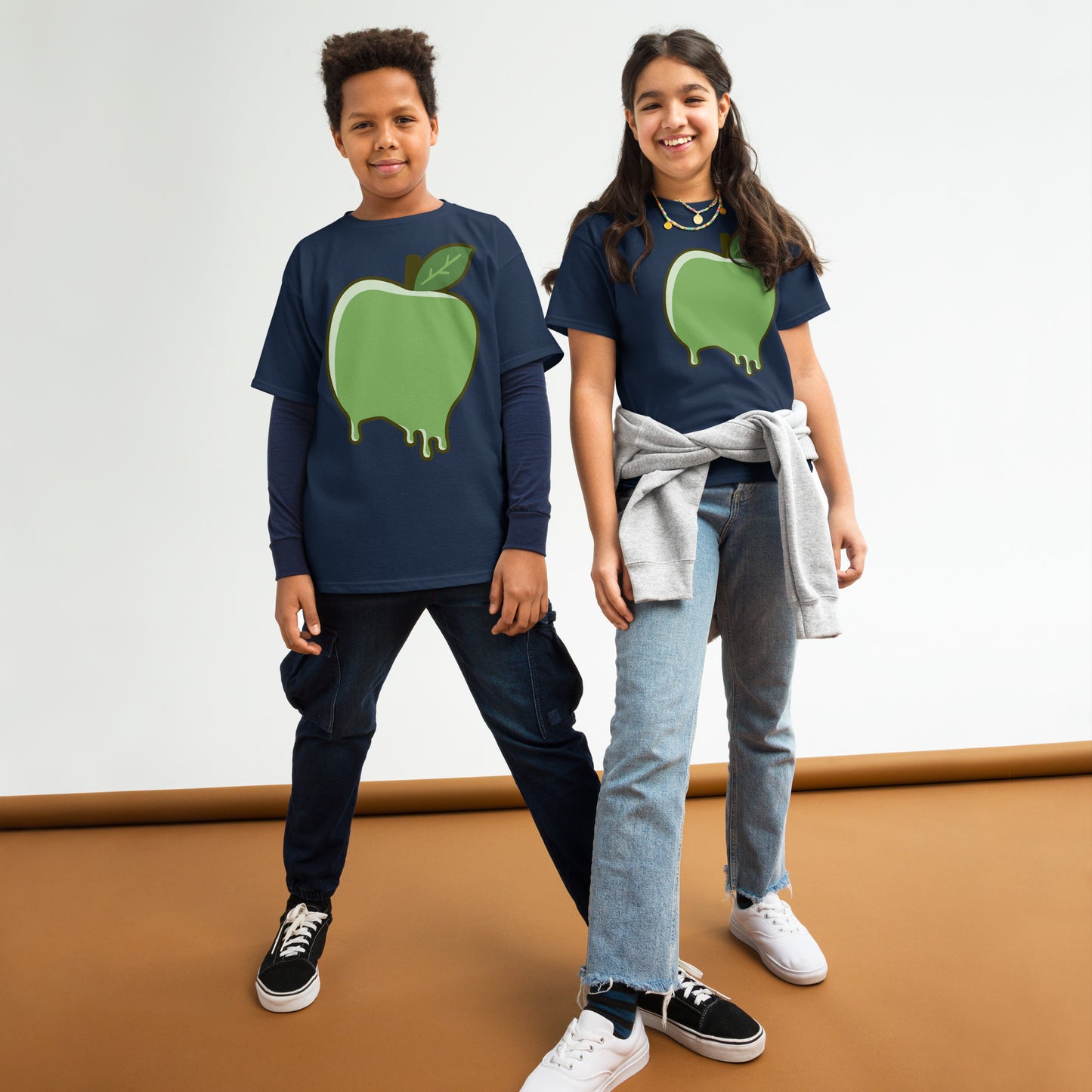 Boy & Girl wearing IMILULA Apple print blue T-shirt standing in the hallway